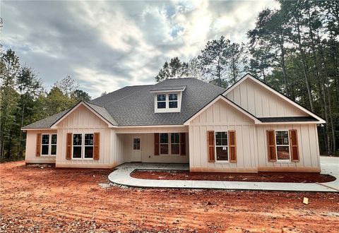 Photo of 10251 LEE ROAD 188, Waverly, AL 36879 (MLS # 177078)