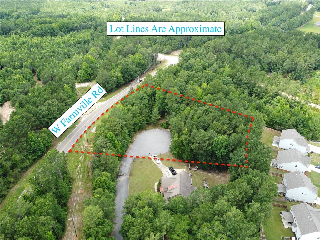 Photo of 2250 W FARMVILLE Road, Auburn, AL 36879 (MLS # 181091)