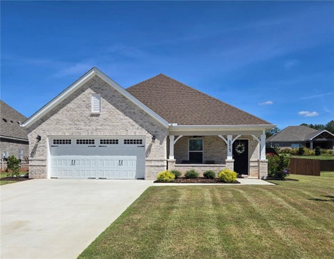 Photo of 2213 BECKWITH Lane, Opelika, AL 36801 (MLS # 182204)