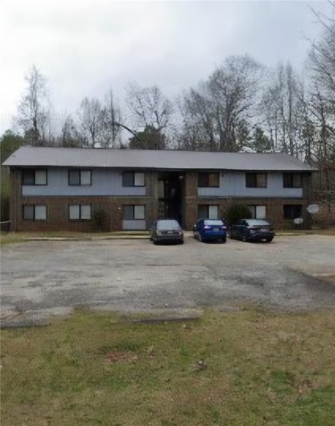 Photo of 520 DRAKE Avenue, Lafayette, AL 36862 (MLS # 182115)