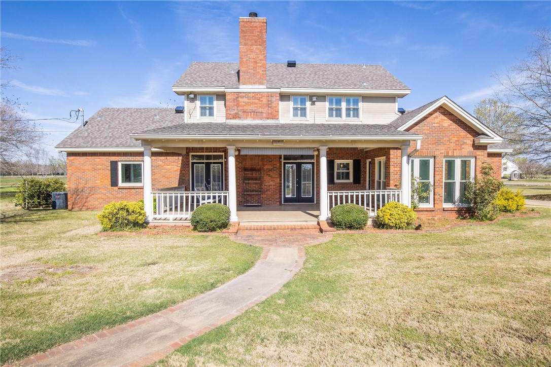 100 OAK LEAF Court