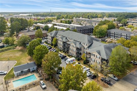 607 W GLENN Avenue 213 Auburn AL 36832