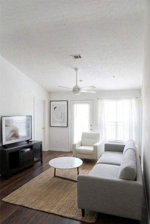 Photo of 730 W MAGNOLIA Avenue #3304, Auburn, AL 36832 (MLS # 179791)