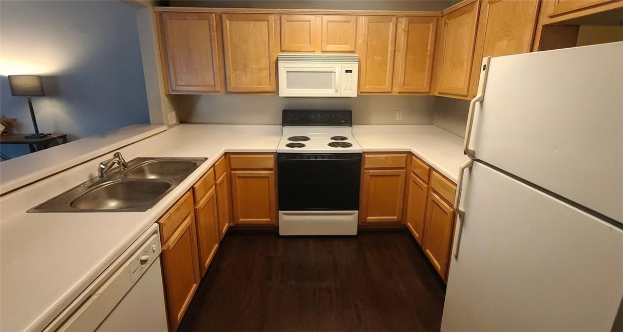 730 W MAGNOLIA Avenue 3304