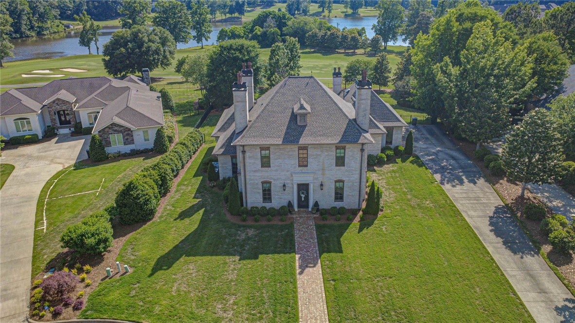 2902 STONYBROOK Road