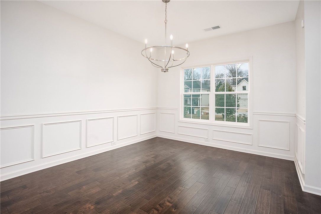 1618 CREEKSTONE Drive