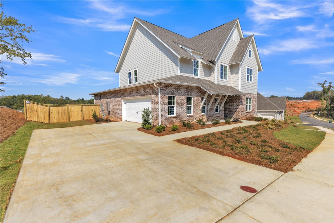 1641 JAMES BURT Parkway