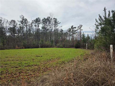 Photo of 0 S THORNTON Road, Camp Hill, AL 36850 (MLS # 178557)