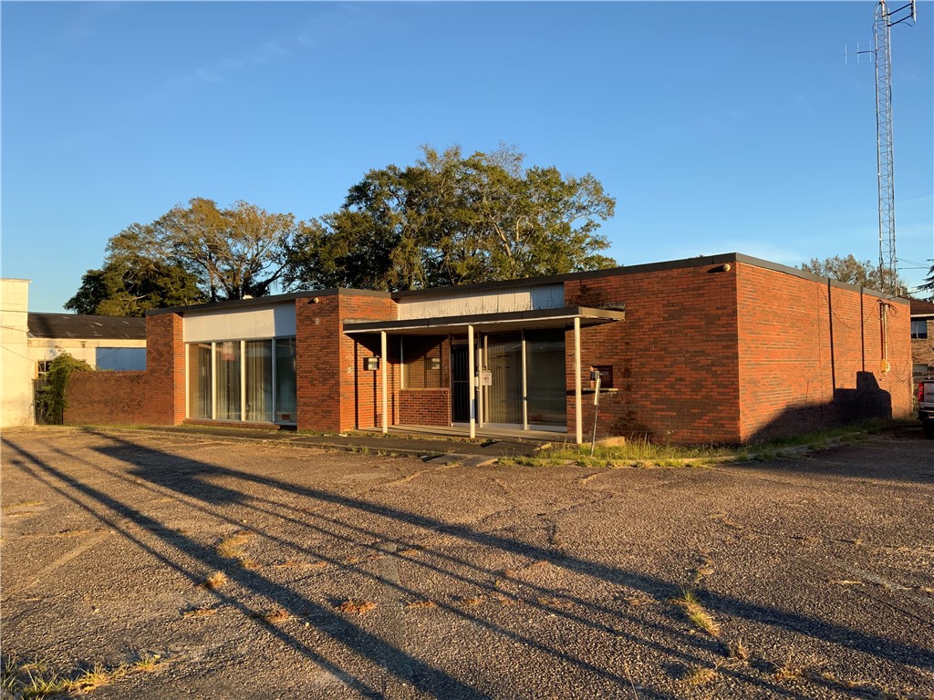 212 E MARTIN LUTHER KING Highway