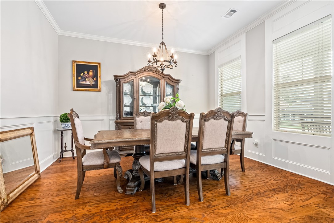 4164 CREEKVIEW Court