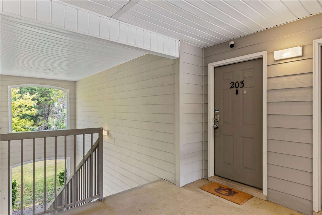 1385 S DONAHUE Drive 2203