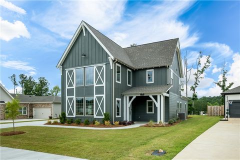 Photo of 9 BURT'S GAP Road, Auburn, AL 36830 (MLS # 179957)