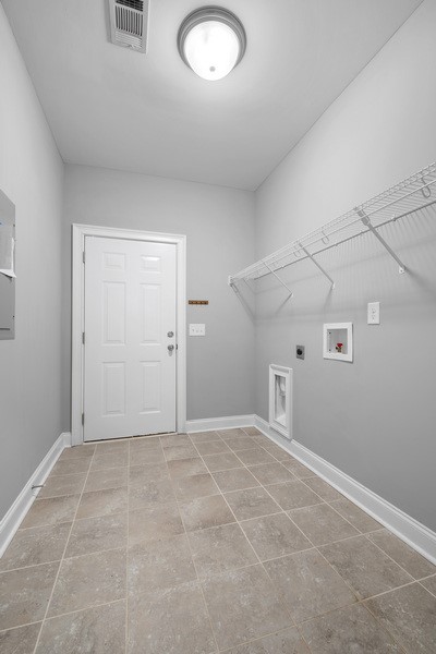 Opelika, Alabama 36801, United States, 4 Bedrooms Bedrooms, ,4 BathroomsBathrooms,Residential,Pending,25358