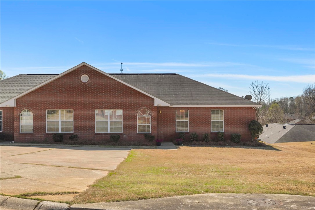 1984 EAGLE RIDGE Court