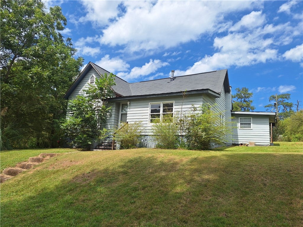 102 GLENN Street