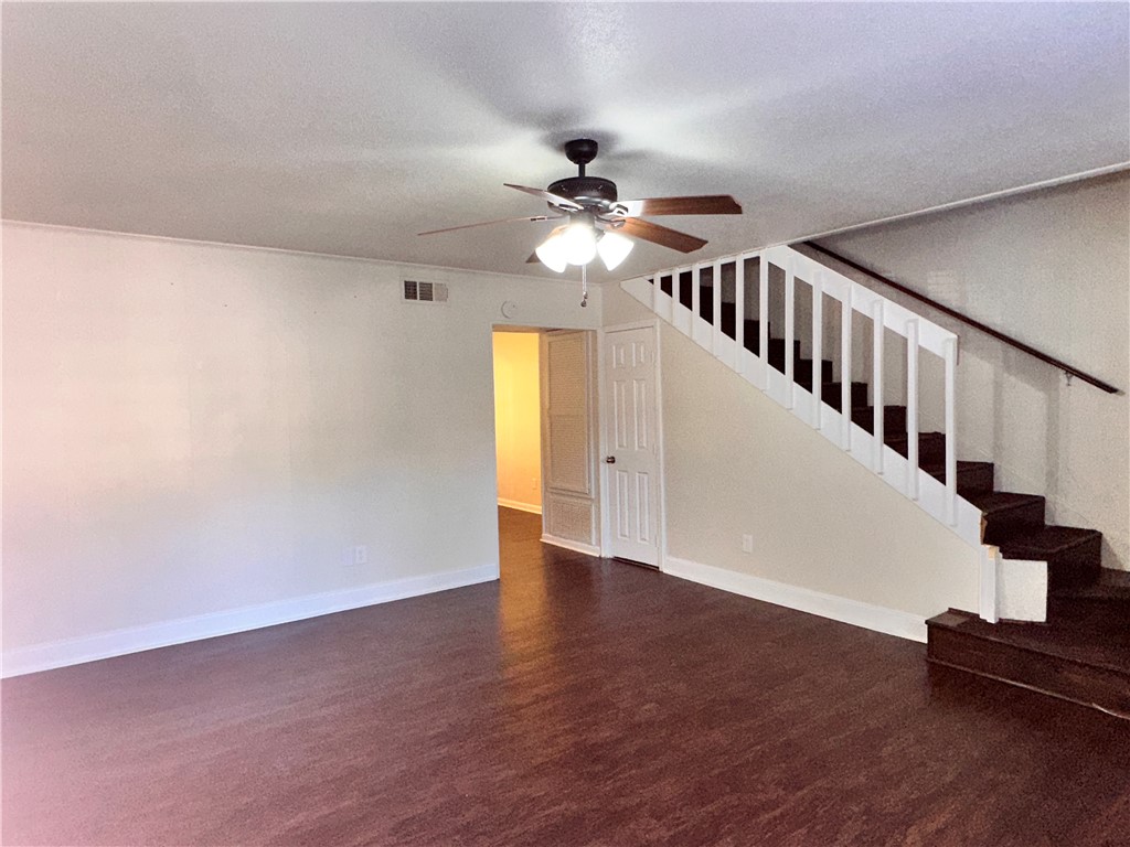 1018/1020 Crestwood Street