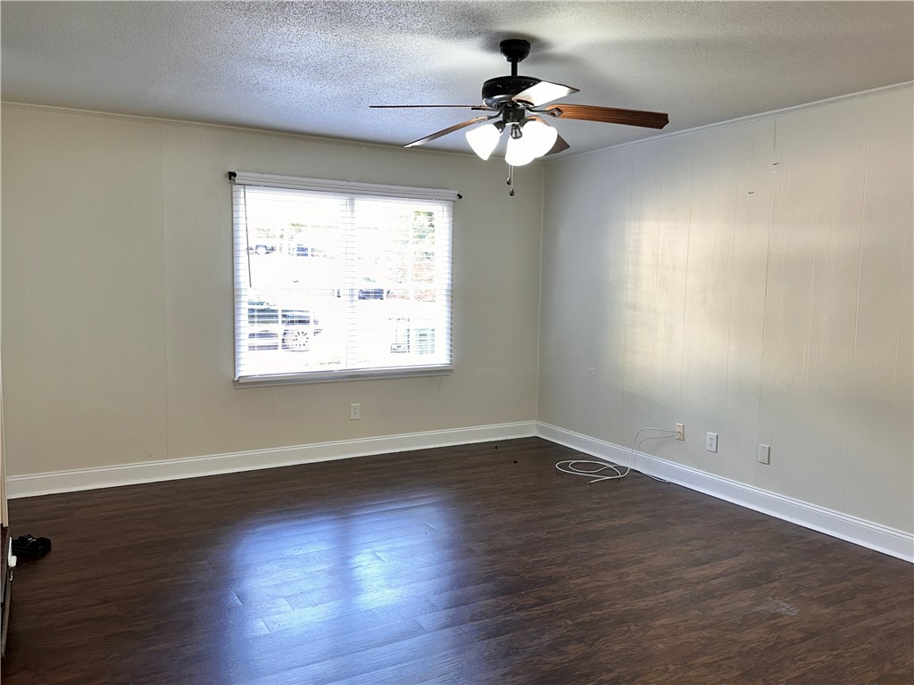 1018/1020 Crestwood Street