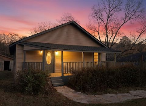 244 N OAK Street Dadeville AL 36853