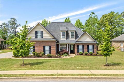 Photo of 2081 KEYSTONE Drive, Auburn, AL 36830 (MLS # 180206)