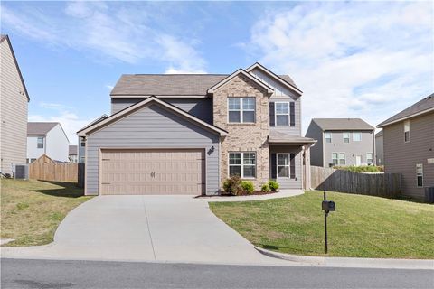 Photo of 2723 ARLEE Avenue, Opelika, AL 36804 (MLS # 178641)