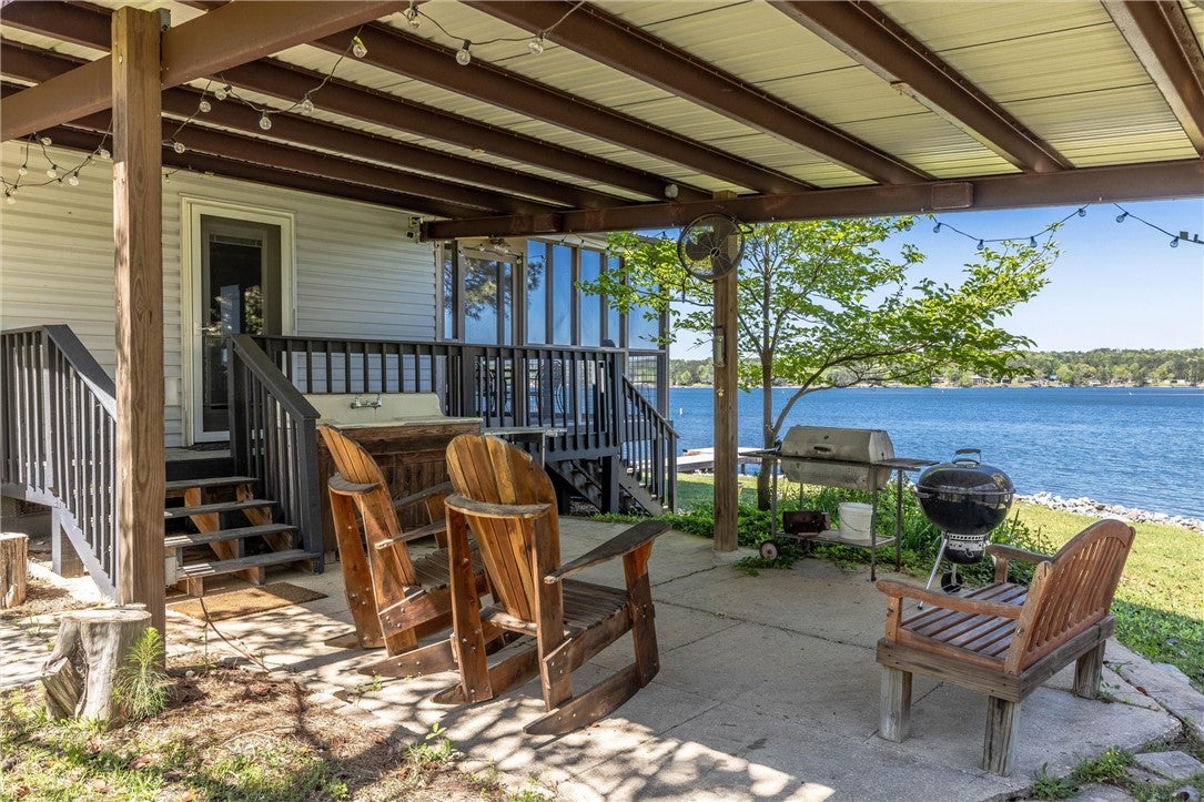 1710 POINT WINDY Drive