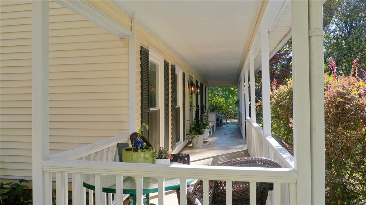 1243 SUNNYSLOPE Court