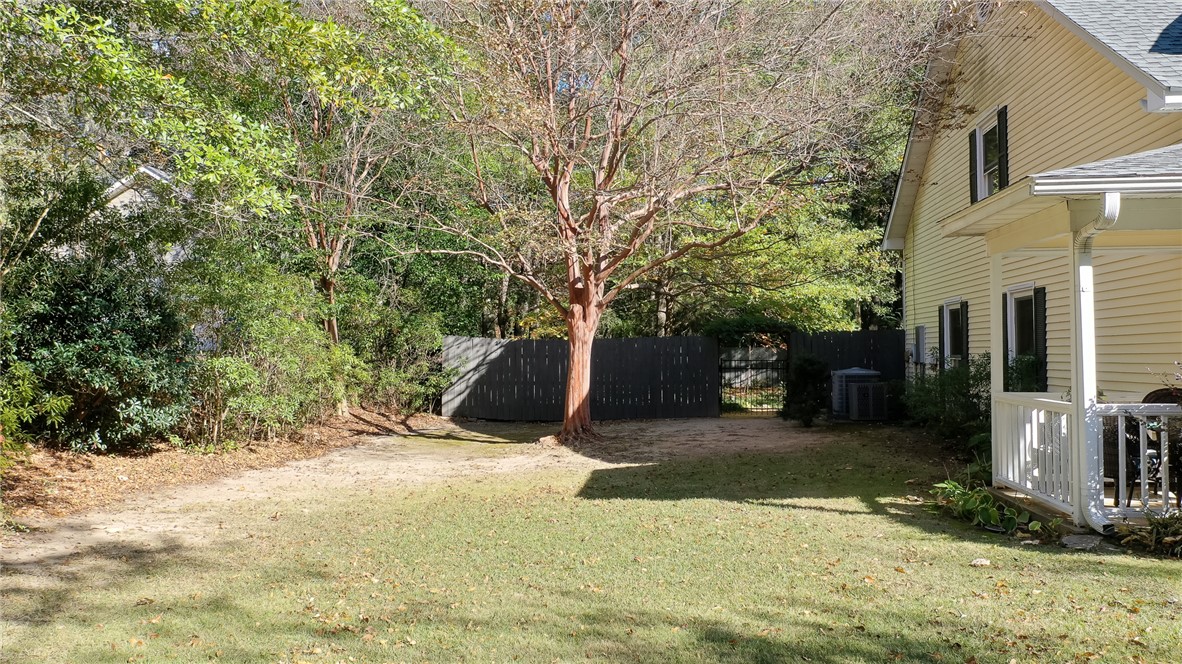 1243 SUNNYSLOPE Court