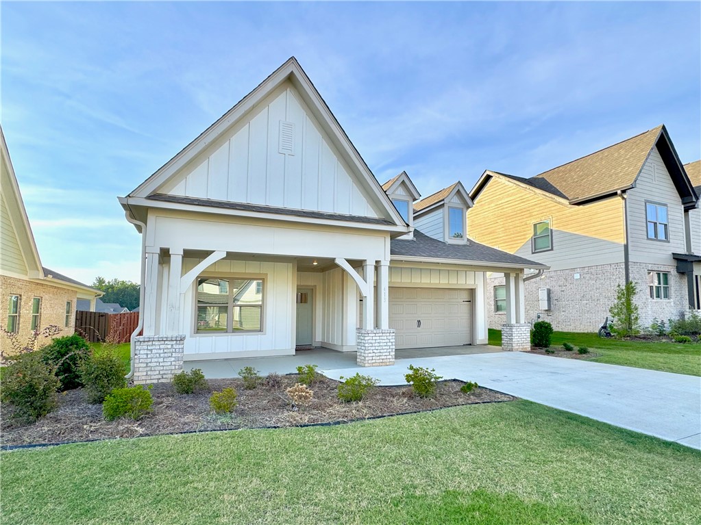 413 CHRISTINA Lane