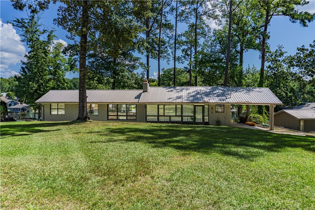 Photo of 210 SHADY LANE Road, Eclectic, AL 36024 (MLS # 182147)