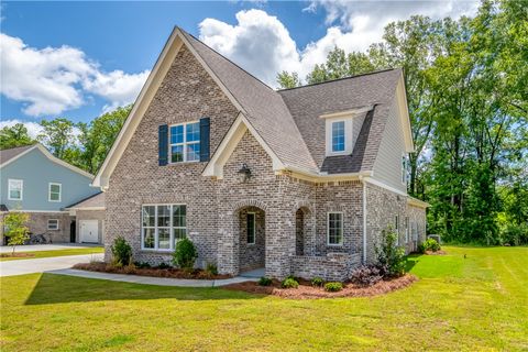 Photo of 8 BURT'S GAP Road, Auburn, AL 36830 (MLS # 179955)