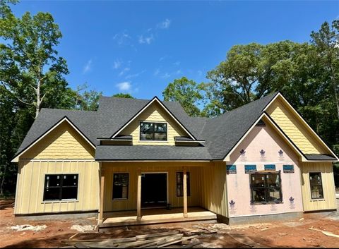 1793 LEE ROAD 288 Smiths Station AL 36877