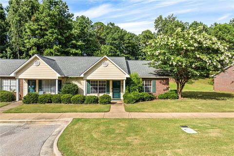 Photo of 500 WAVERLY Place #501, Opelika, AL 36801 (MLS # 181347)