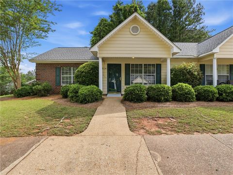 Photo of 500 WAVERLY Place #504, Opelika, AL 36801 (MLS # 180464)