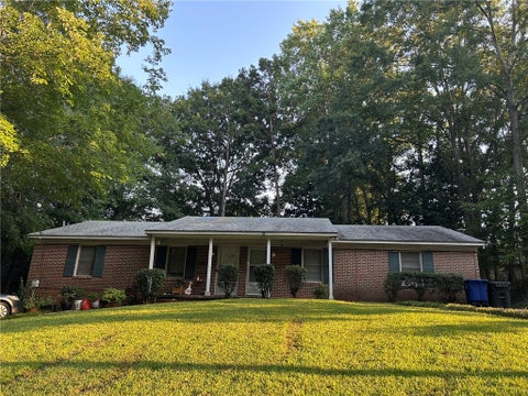 Photo of 1112 OLD MILL Road, Auburn, AL 36830 (MLS # 182319)