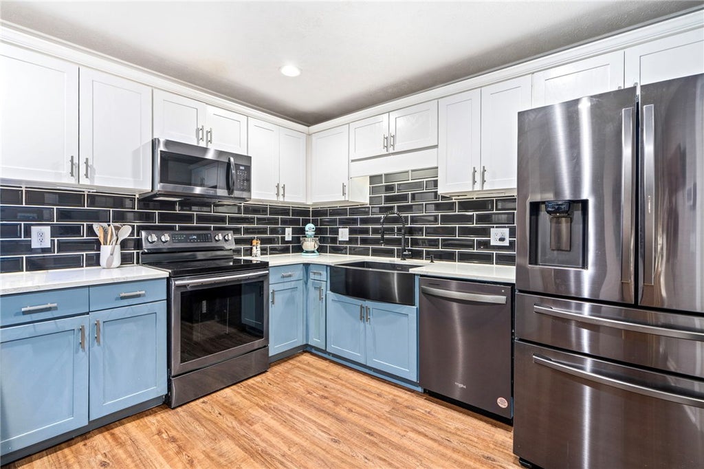 Photo of 999 PLEASANT Avenue, Auburn, AL 36832 (MLS # 181855)