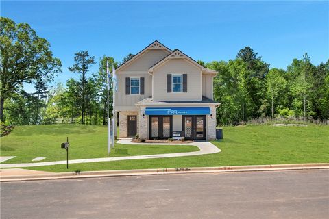 Photo of 727 LISMORE Drive, Opelika, AL 36804 (MLS # 178581)