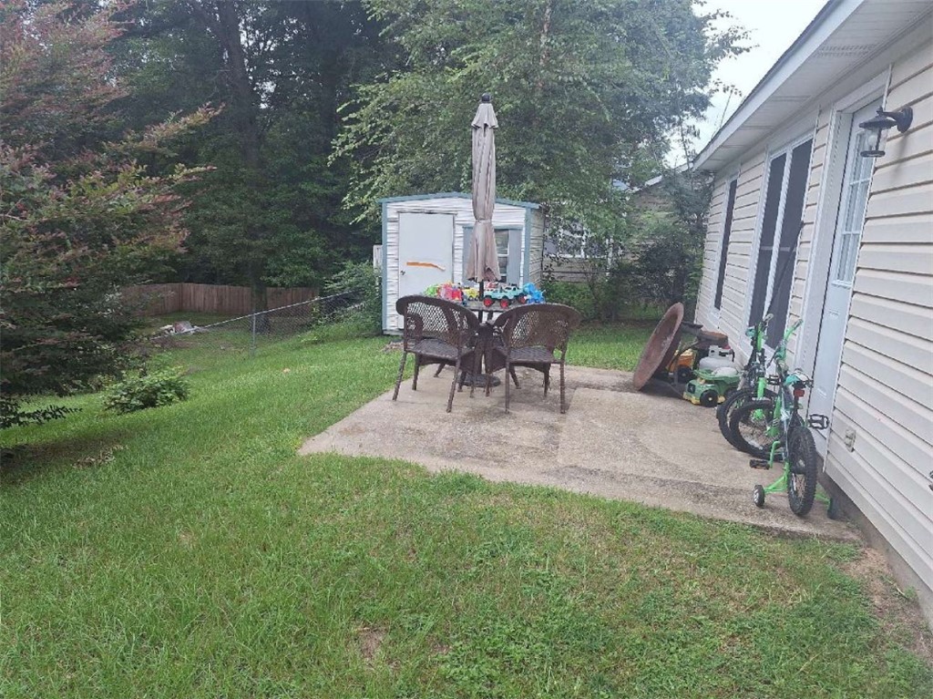 705 WEHRING Lane