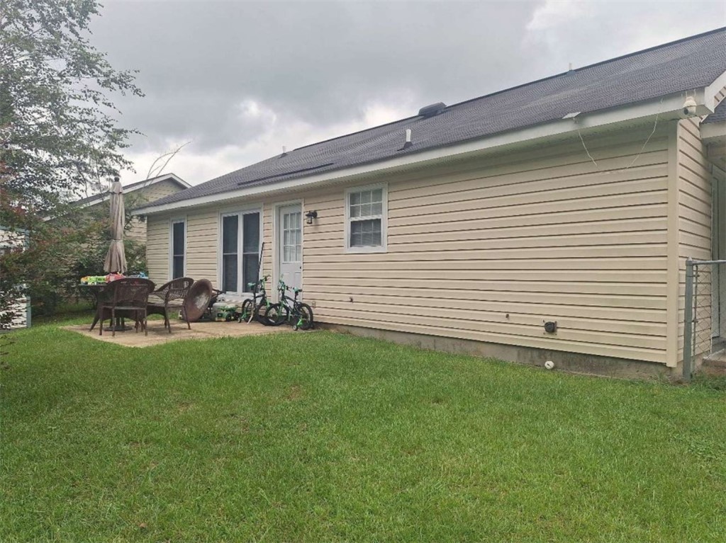 705 WEHRING Lane