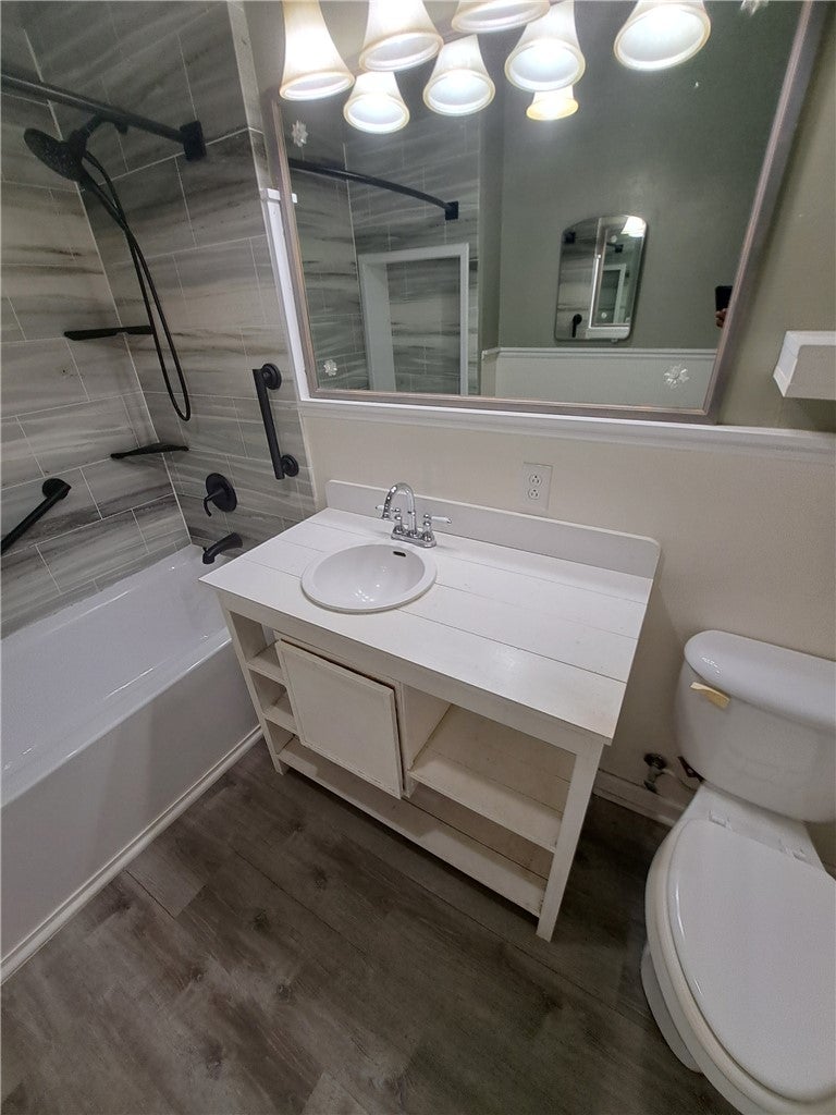 Photo of 326 WEST POINT Street, Roanoke, AL 36274 (MLS # 181686)
