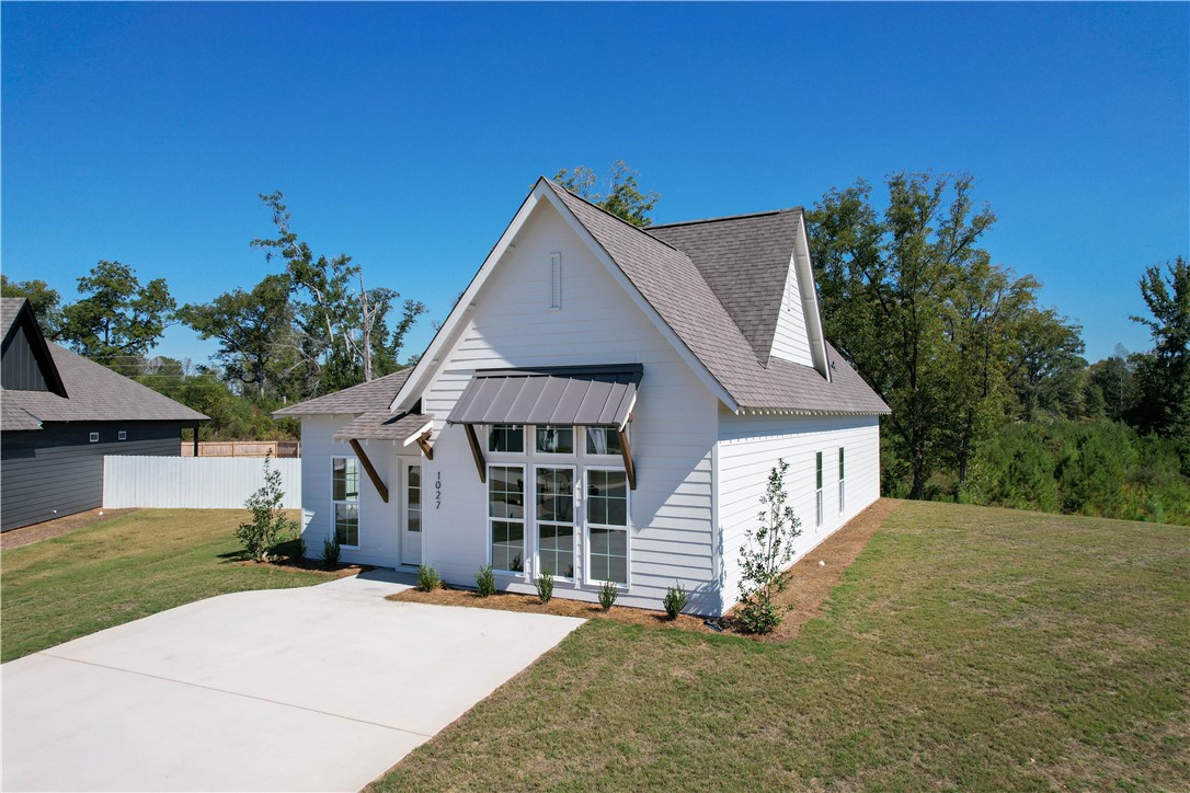 1027 CROSSING Court E