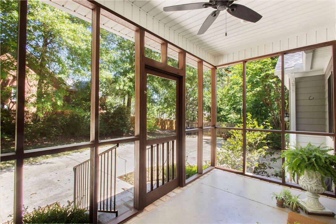 2076 WATERCREST Drive