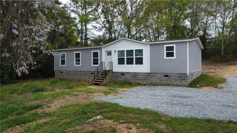 Photo of 121 LEE ROAD 597, Phenix City, AL 36870 (MLS # 179785)