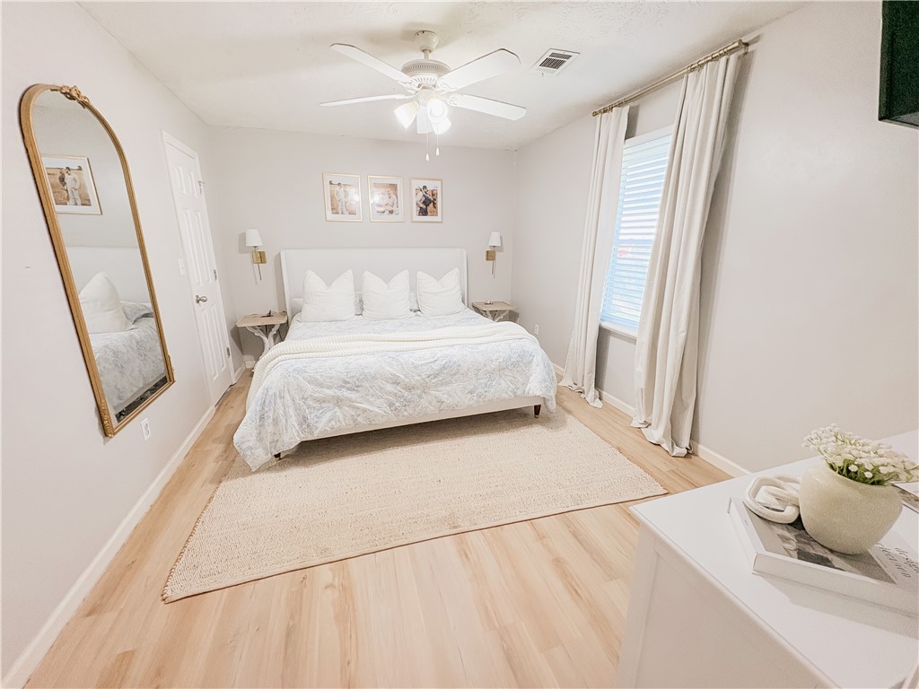 262 LEE ROAD 942