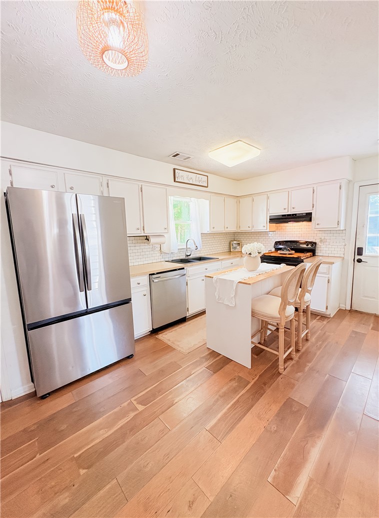 262 LEE ROAD 942