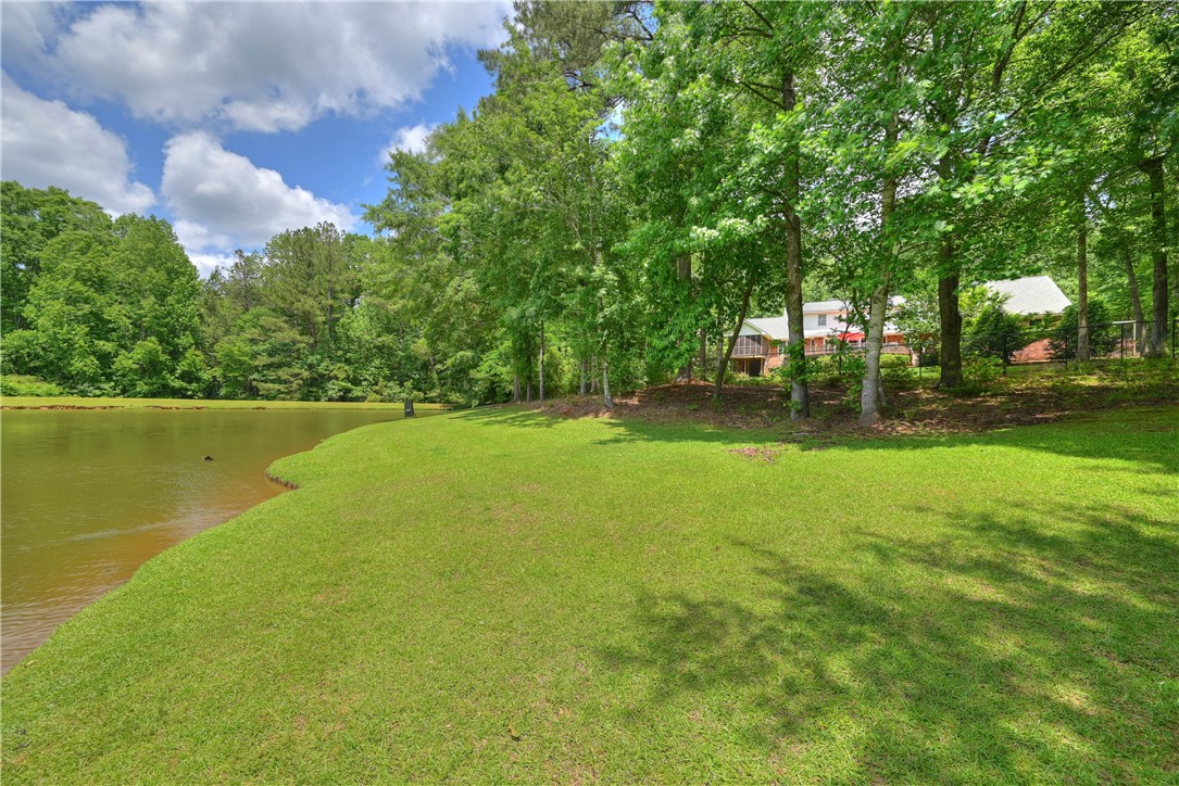 1765 CREEKWOOD Trail
