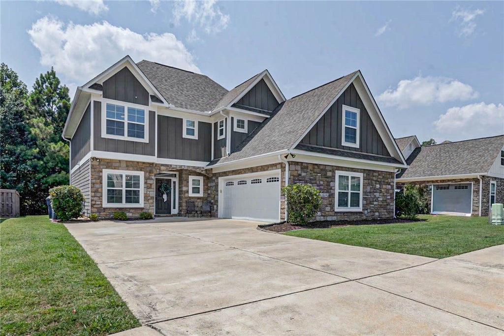 Photo of 5 IVY Lane, Phenix City, AL 36867 (MLS # 181720)