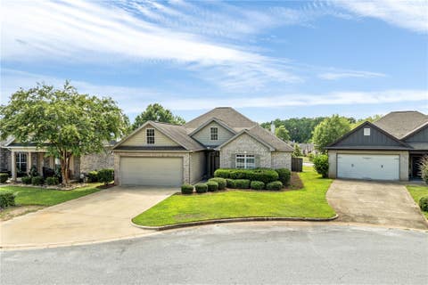 Photo of 1325 TULIP Court, Auburn, AL 36830 (MLS # 181696)