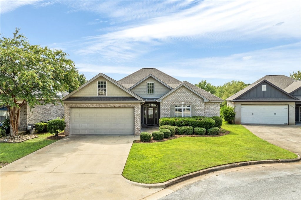 Photo of 1325 TULIP Court, Auburn, AL 36830 (MLS # 181696)
