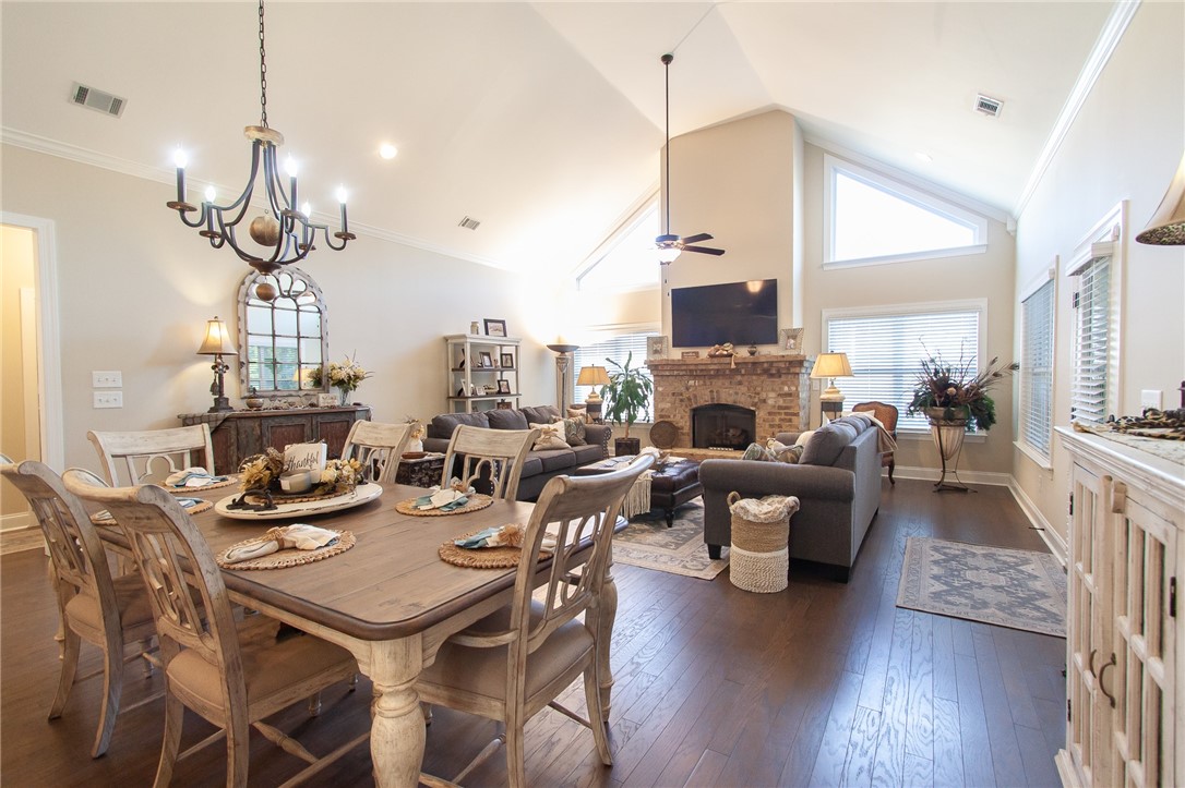 2614 SPRING LAKES Crossing