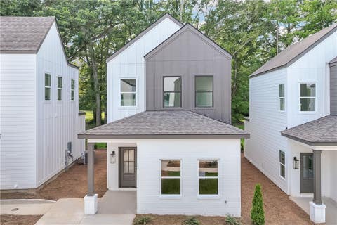 Photo of 641 MARY BROOKS Drive #601, Auburn, AL 36830 (MLS # 181149)